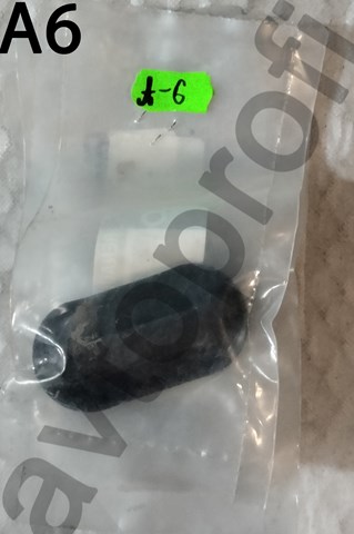 Заглушка кузова 7703074610 RENAULT