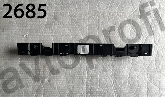 Кронштейн бампера заднього, центральний 850425825R RENAULT