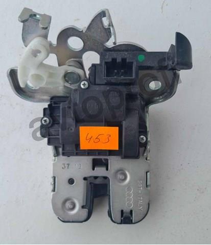Замок кришки багажника 8R0827505 VAG