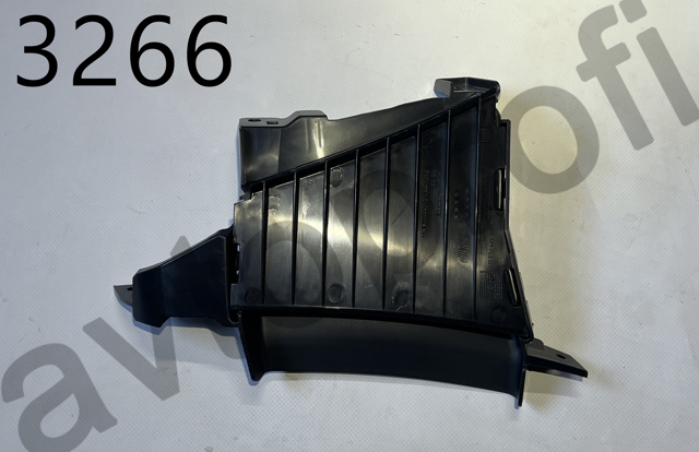 Решітка переднього бампера, внутрішня права 8W0121763L VAG