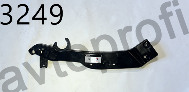 Кронштейн передньої панелі, правий 9830521680 PEUGEOT