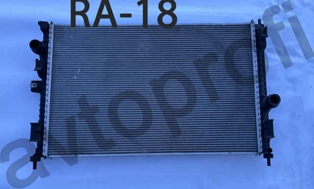 Радіатор основний 9838520180 PEUGEOT