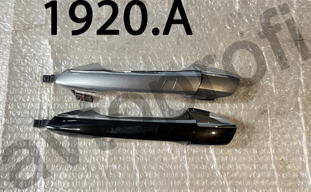 Ручка передньої двері зовнішня ліва A20476013709197 MERCEDES