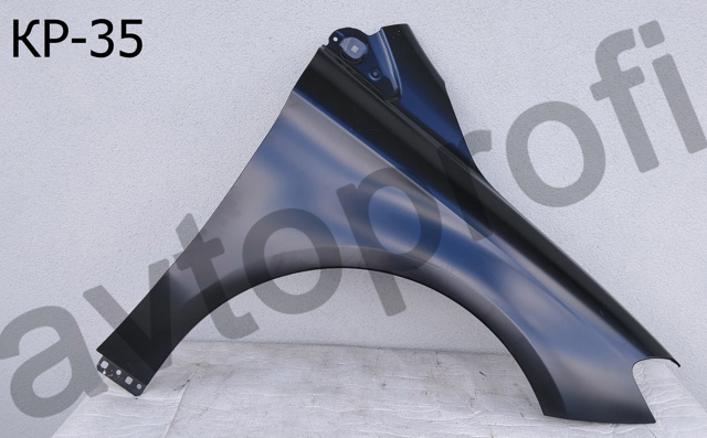 Переднє праве крило A2468810201 MERCEDES