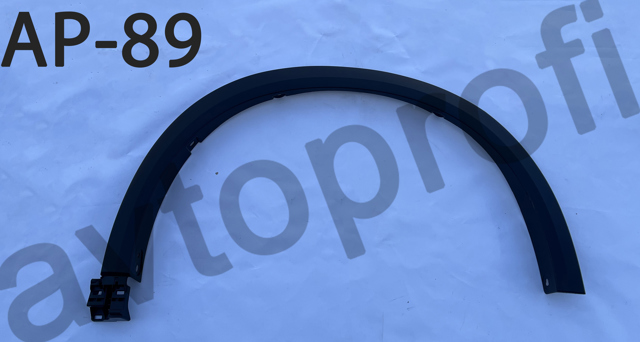 Молдинг передньої арки колеса, правий KPF151W20 MAZDA