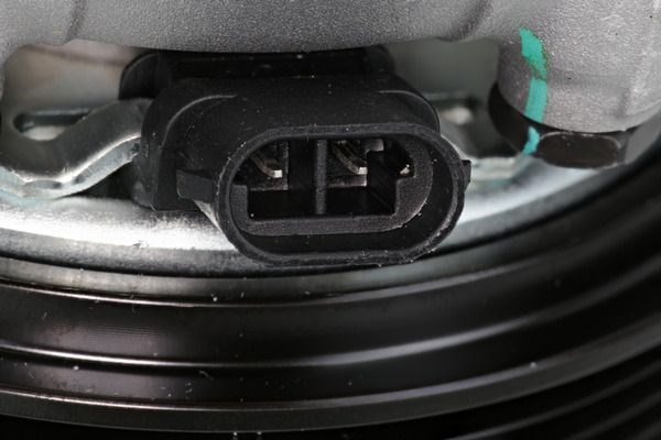 Компресор кондиціонера 699361 VALEO