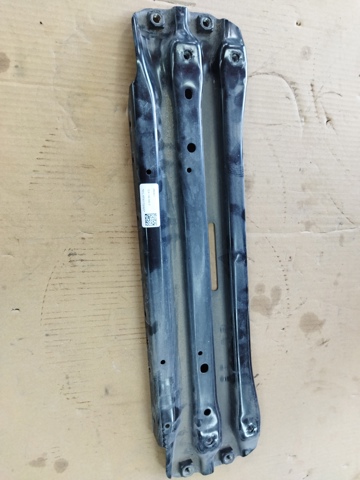 Кронштейн передньої балки 1EA199599B VAG