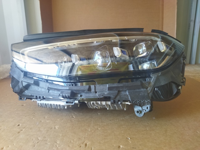 2239068303 Mercedes