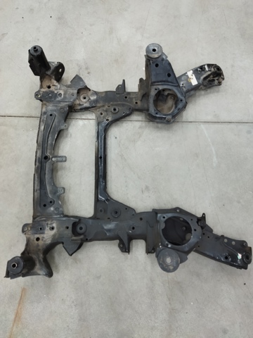 Балка передньої підвіски, підрамник 31106884852 BMW