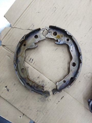 Гальмівні колодки стоянкового гальма Renault Koleos