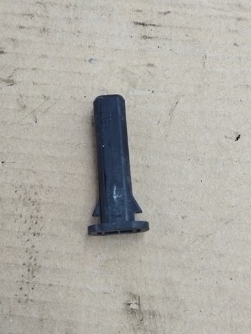 Болт 4M0121095 VAG