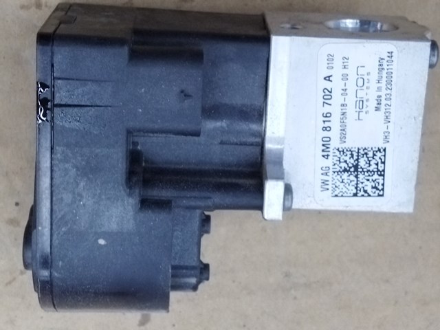 Клапан TRV, кондиціонера 4M0816682E PORSCHE