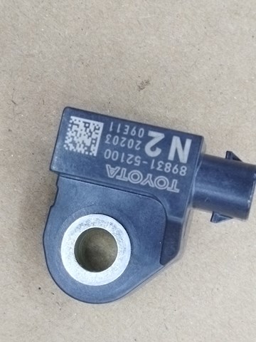 Датчик Ейрбег передній 8983152100 TOYOTA