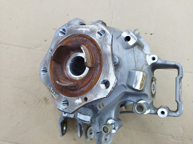 Кулак поворотний лівий 971505435J PORSCHE