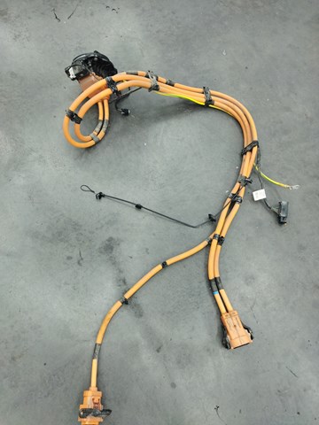 Порт зарядки A2435407813 MERCEDES