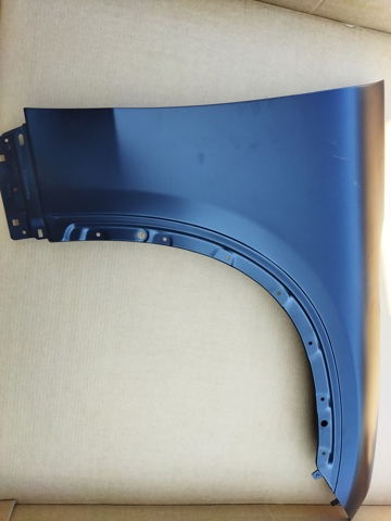 Переднє праве крило A2948804201 MERCEDES
