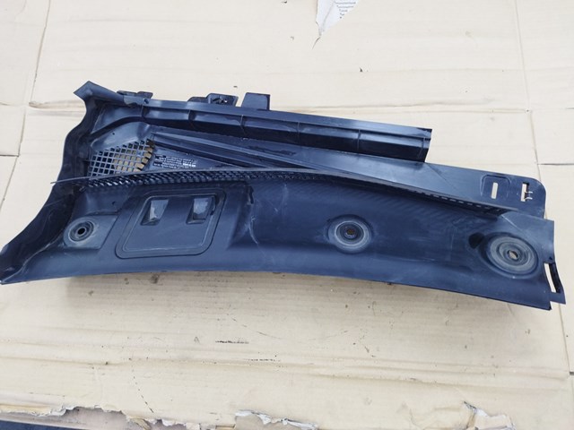 Водостік лобового скла, жабо A2968307300 MERCEDES