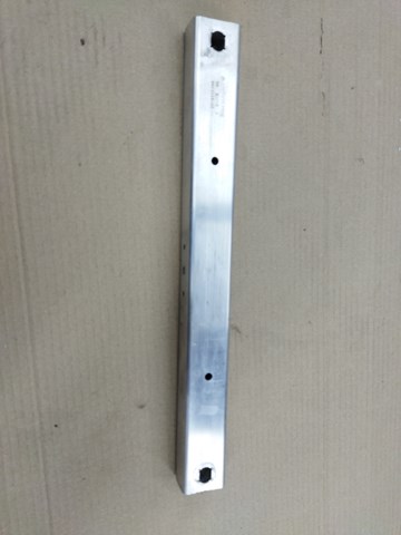 Кузовна розпірка A2976280300 MERCEDES