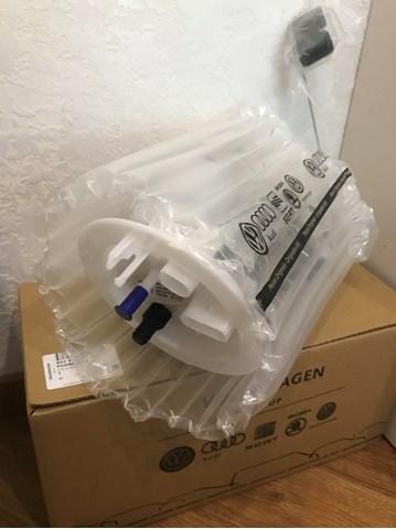Модуль паливного насоса, з датчиком рівня палива 8K0919051AM VAG