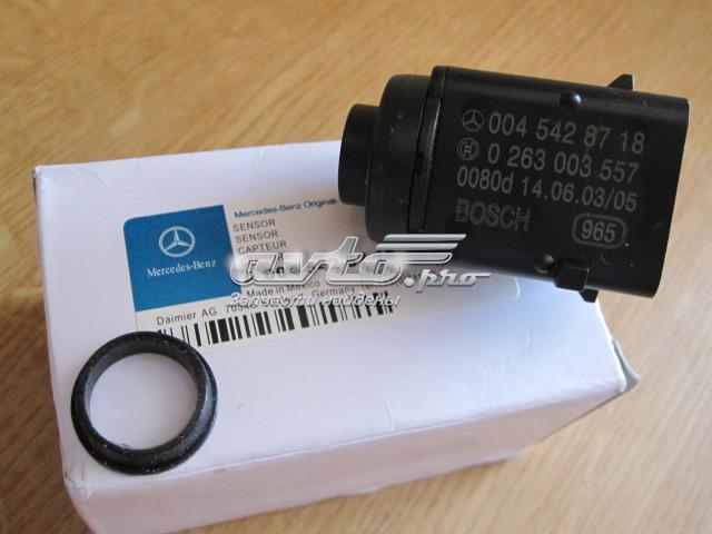 Датчик сигналізації парковки (парктронік), передній A0045428718 MERCEDES