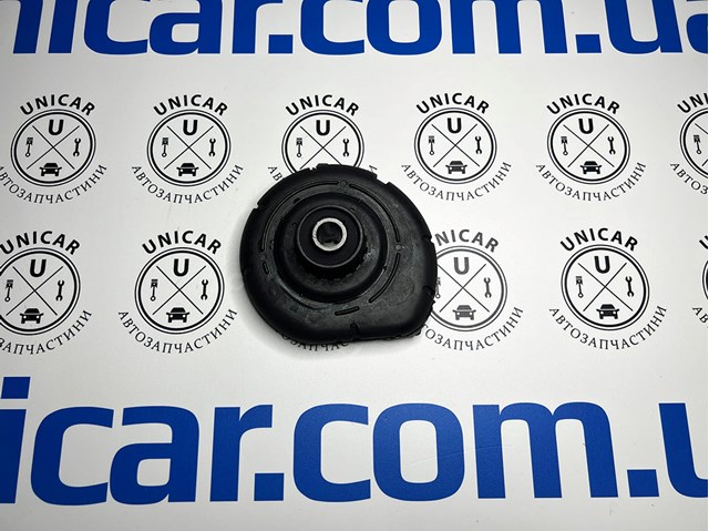 Подушка амортизатора переднього 30683637 VOLVO