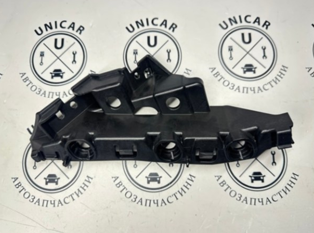 Направляюча переднього бампера, ліва 4M0807283D VAG