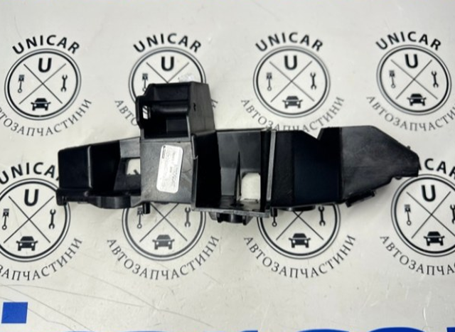 Направляюча переднього бампера, ліва 80A807283A VAG