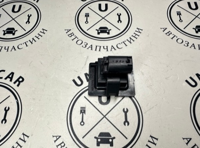 Ліхтар підсвічування заднього номерного знака A0009069908 MERCEDES