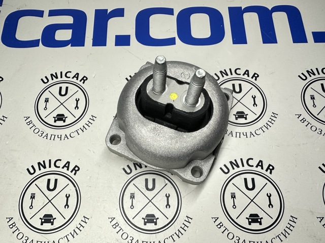 Опора кпп A1672406300 MERCEDES