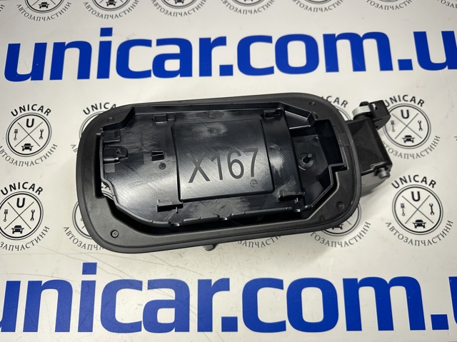Заливна горловина паливного бака A1676309903 MERCEDES