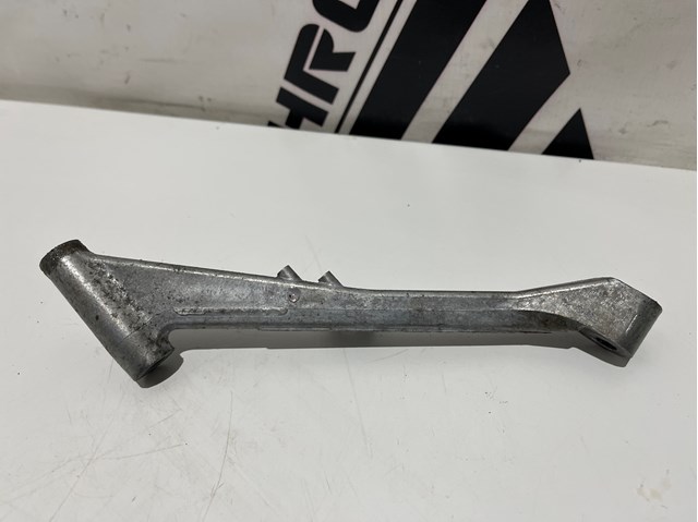 Кронштейн впускного колектора 06L129723B VAG