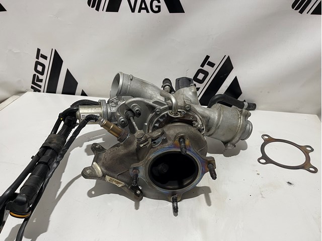 Турбокомпресор 06L145722S VAG
