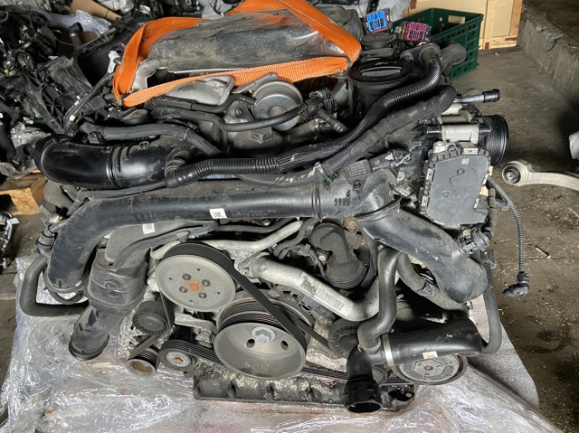 Двигун у зборі 06M100031L VAG