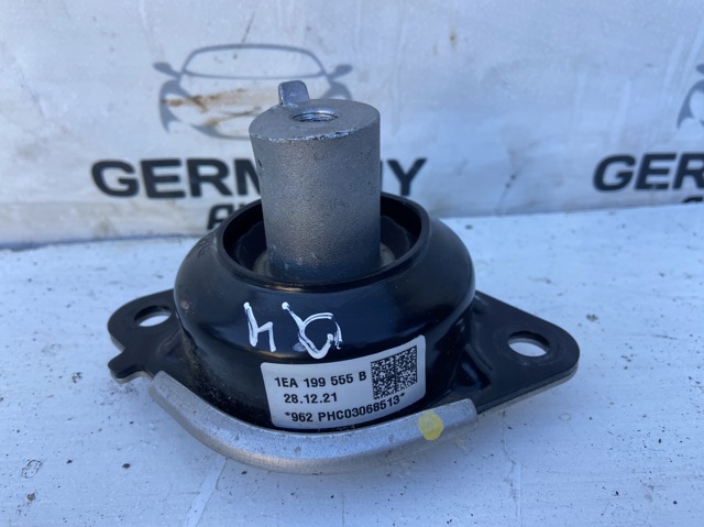 Подушка КПП 1EA199555B VAG