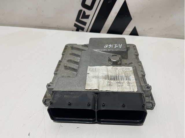 Комп'ютер двигуна 4G2907551A VAG