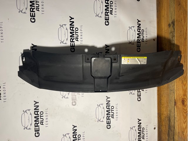Накладка верхня передній панелі / супорта радіатора 4G8807081A VAG