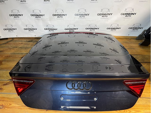 Задні двері багажника Ауді A7 Sportback