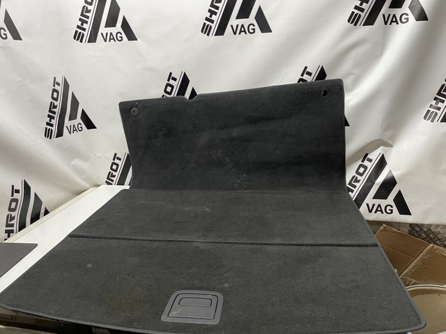 Облицювання багажного відсіку нижнє 4G8863463BQA5 VAG