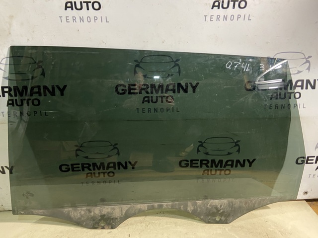 Скло задньої двері лівої 4L0845205A VAG