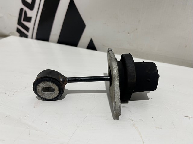 Права подушка мотора 4M0199870AM VAG