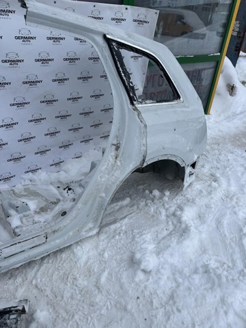 Крило заднє 4M0809837 VAG