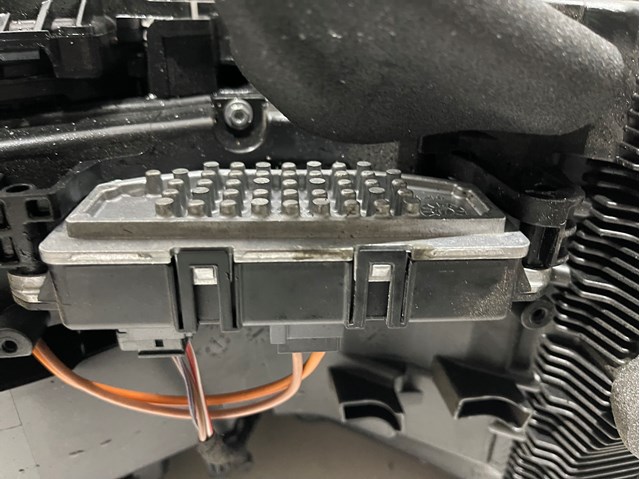 Регулятор оборотів пічки 4M0820521 VAG
