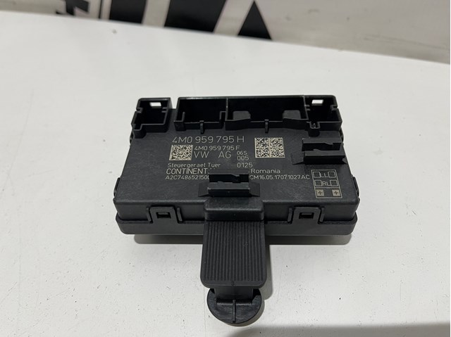 Блок комфорту задніх дверей 4M0959795H VAG