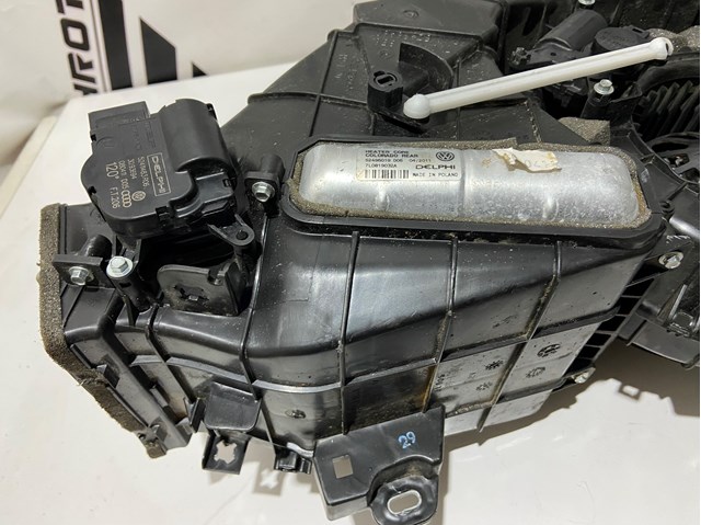 Опалення кузова заднє 7L0819032A VAG