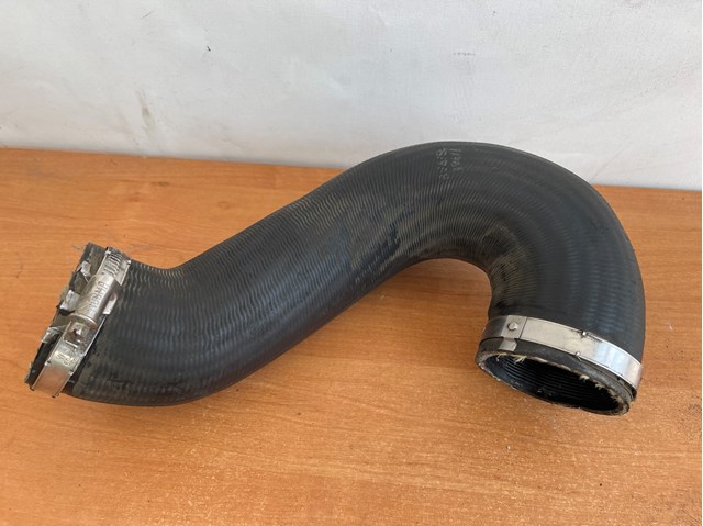 Патрубок дросельний 7P0145972A VAG