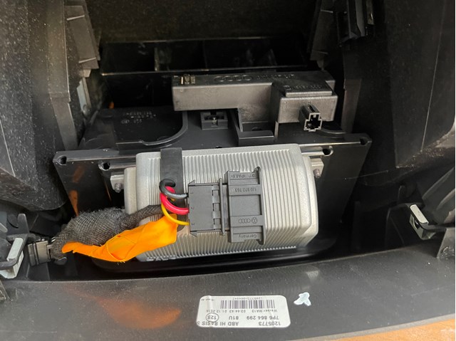 Перетворювач постійного струму 7P6907155D VAG