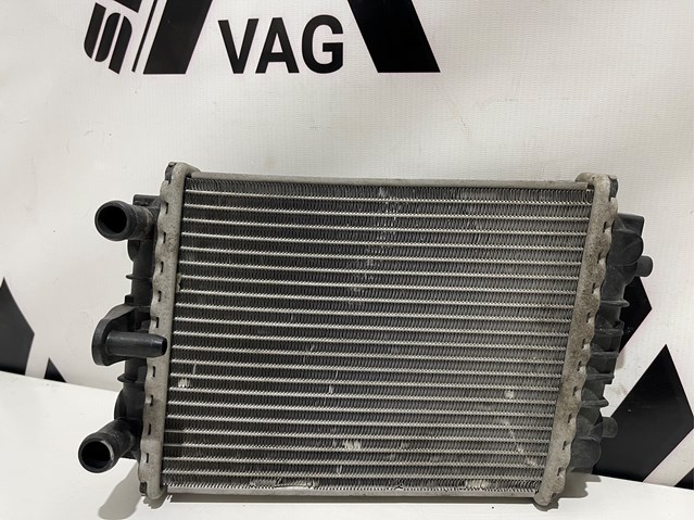 Радіатор охолодження двигуна, додатковий 8K0121212B VAG