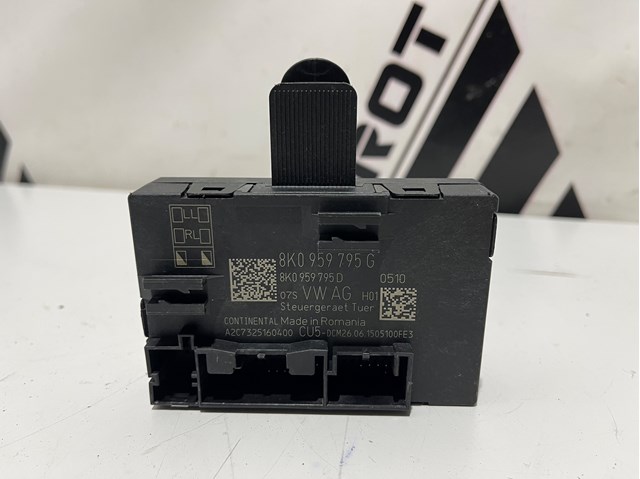 Блок комфорту задніх дверей 8K0959795G VAG