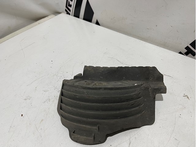 Захист амортизатора заднього 8R0511540C VAG