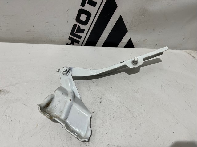 Завіс капота, правий 8R0823302A VAG